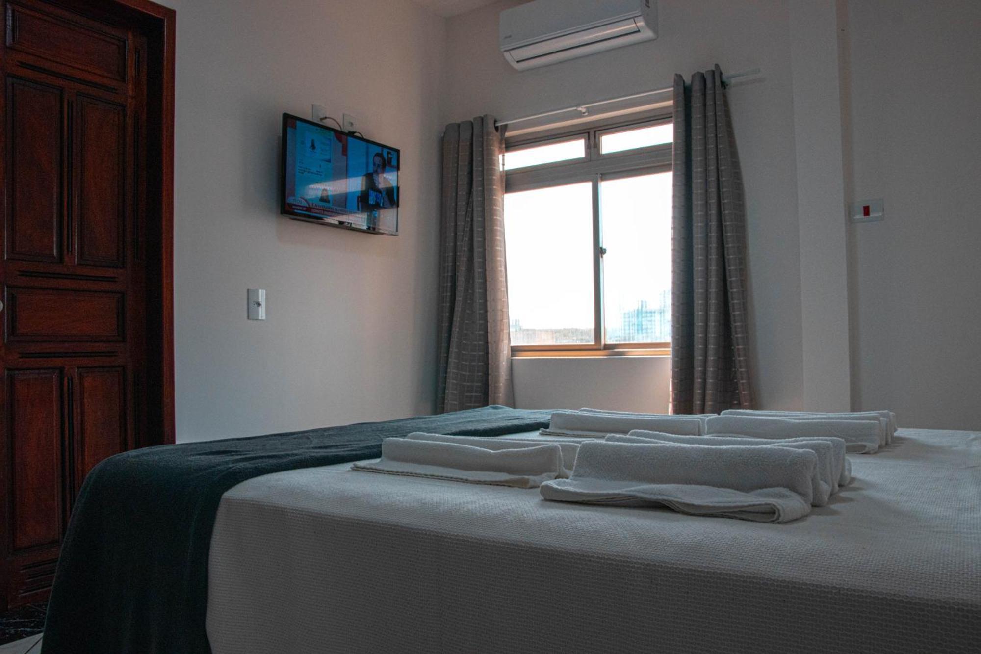 Hotel 15 De Julho Фос-ду-Игуасу Экстерьер фото